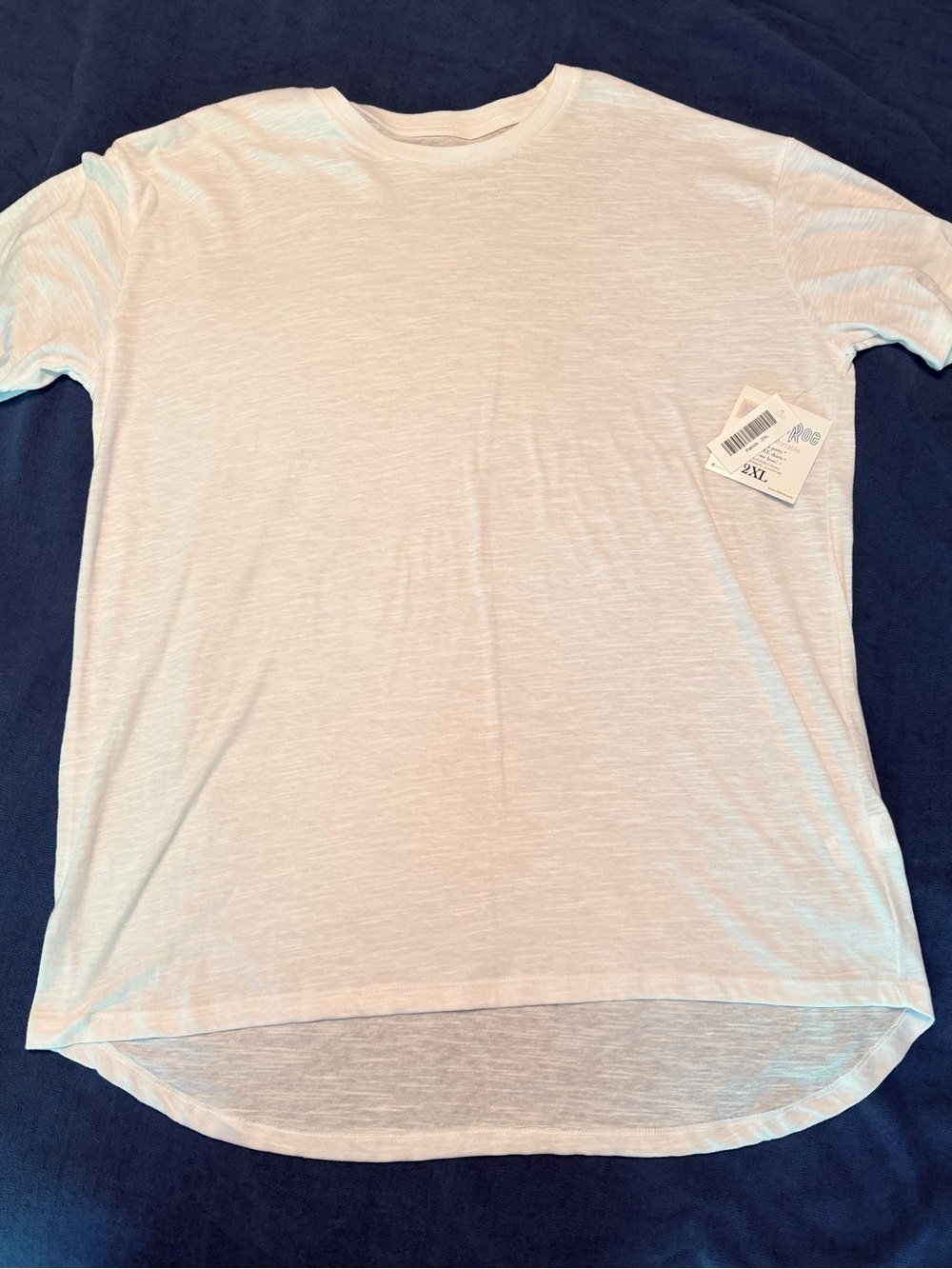 LuLaRoe “Patrick” Short Sleeve Crewneck Tee in Heathered White